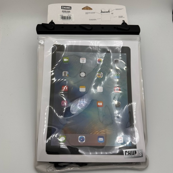 NWT CHUMS Splash Bag Tablet Cover - Picture 1 of 4